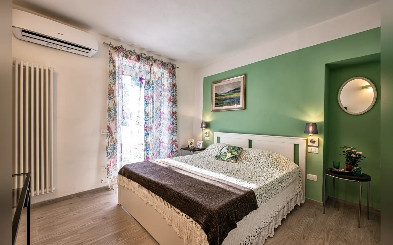 Camera con bagno privato — La Villa 31, Rosignano Marittimo (Toscana) (foto 19)
